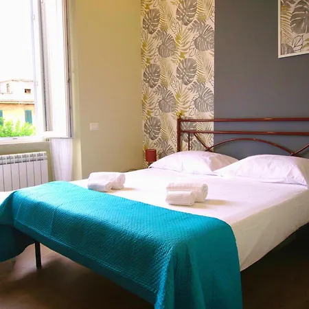 Lägenhet Elena Fine & Shining