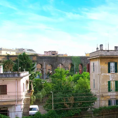 Lägenhet Elena Fine & Shining *