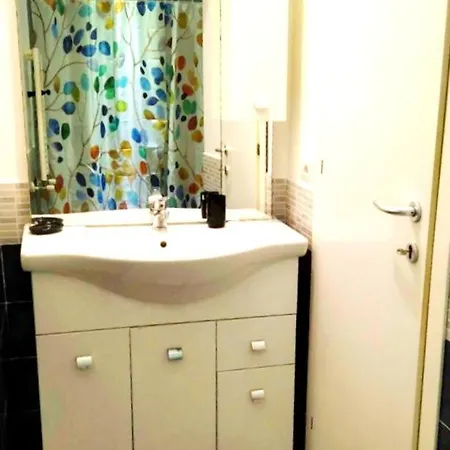 Apartment Elena Fine & Shining Rom