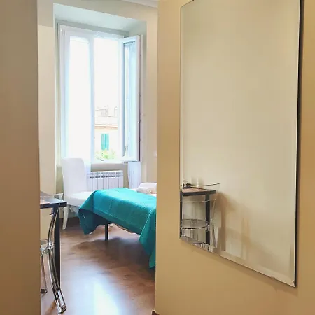 Elena Fine & Shining شقة